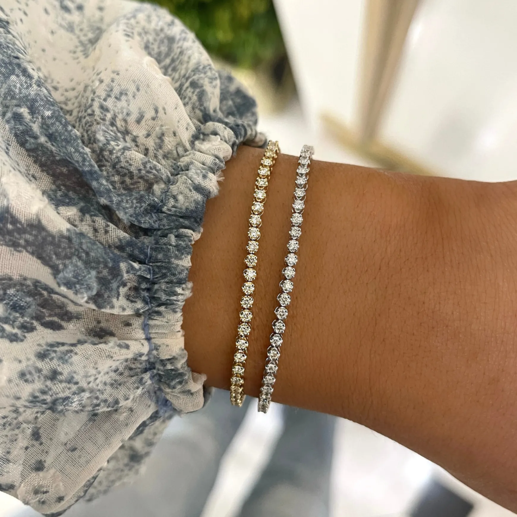 Reed Dainty Floating Halfway Diamond Chain Bracelet 0.54 ctw