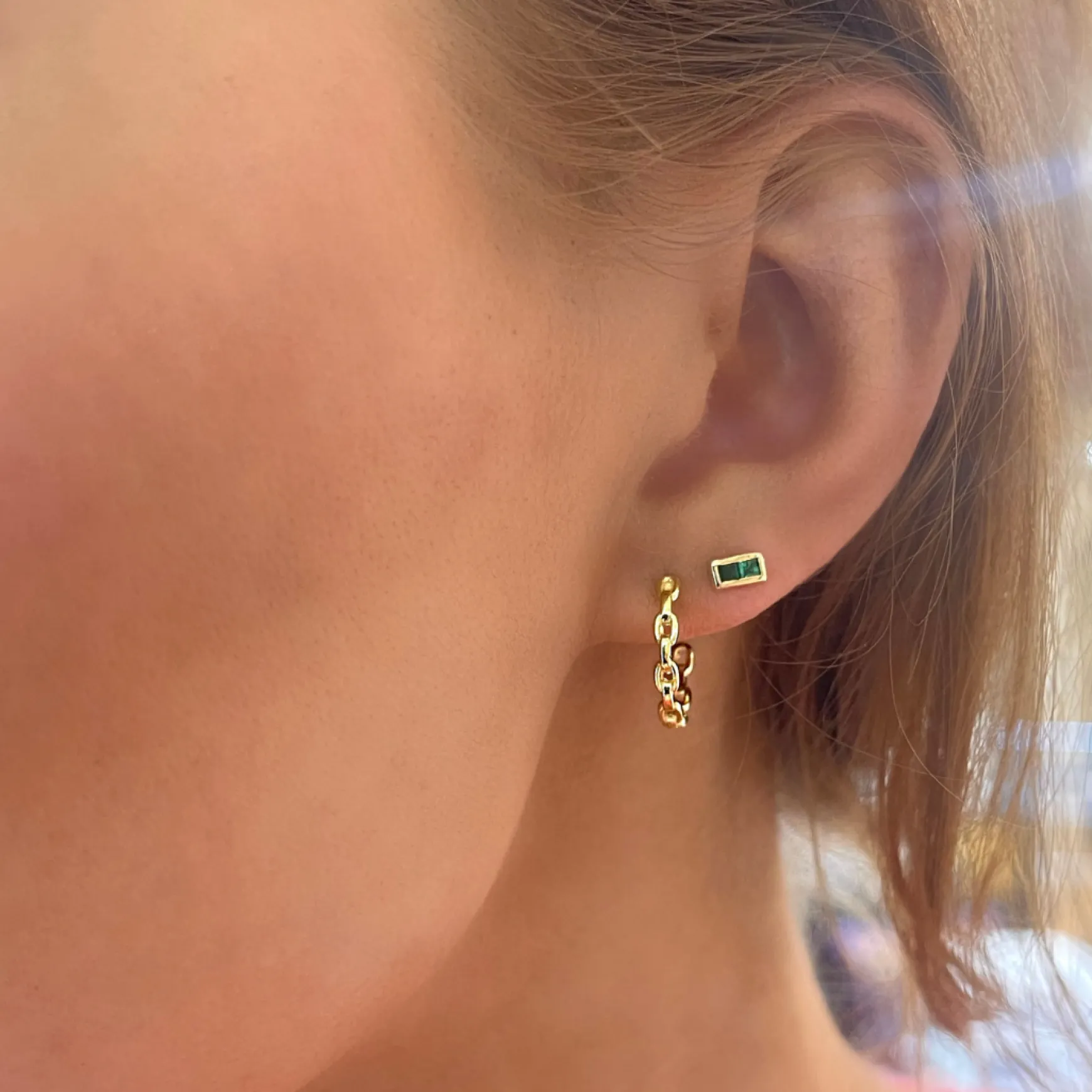 Reo Oval Chain Link Gold Hoop Earrings