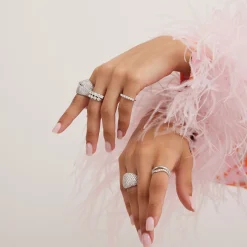 Valvie Pave Diamond Ribbon Cocktail Ring