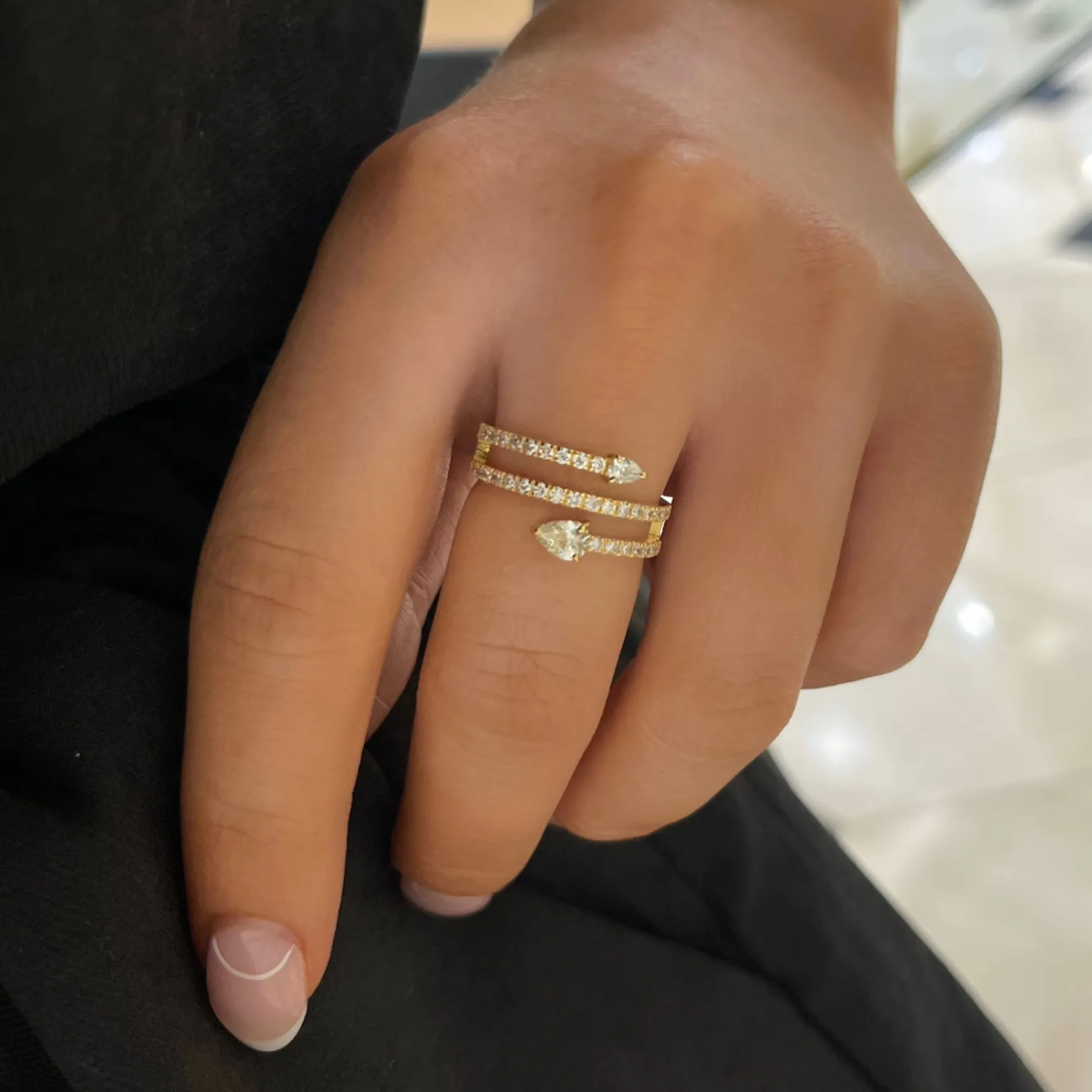 Vinca Crossover Pear Shaped Diamond Ring